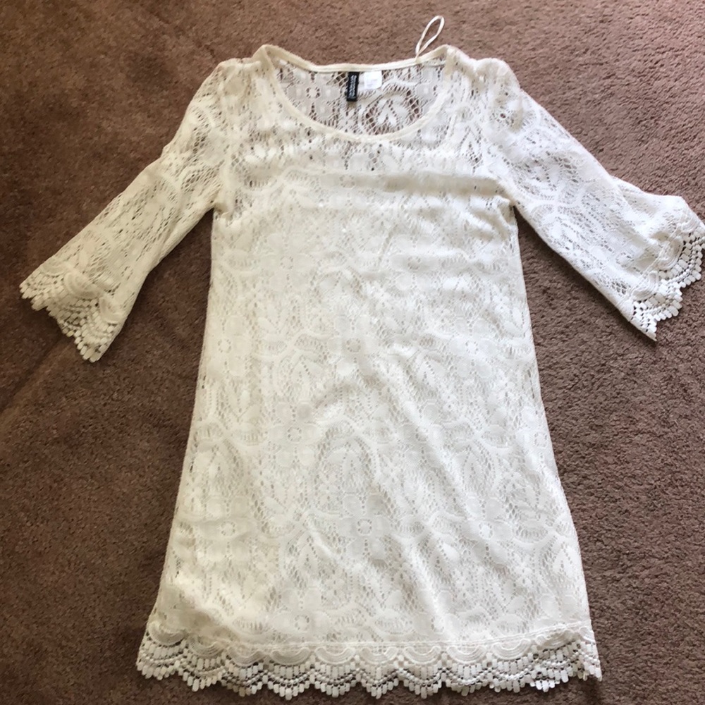 2 for $15 - H&M’s White lace dress
